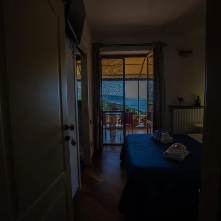 Casa Rosaria Amalfi Coast Oda ve Kahvaltı Vietri